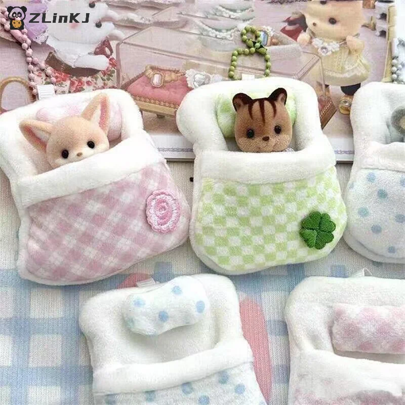Home Textile - Niedliche Plüsch-Vierblattklee-Puppe, weicher Schlafsack, Mini-Puppenzimmer-Dekoration, Möbel,